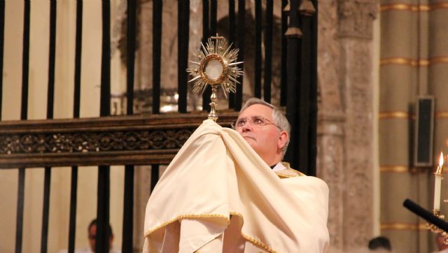 El obispo bendecirá con el Santísimo Sacramento a toda la Región de Murcia - 1, Foto 1