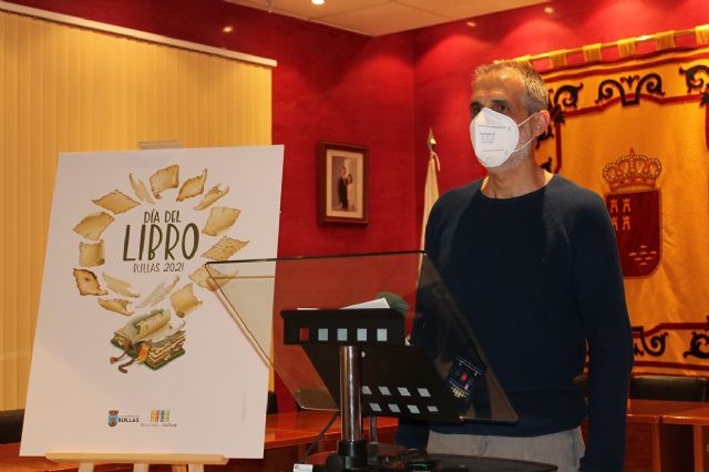 'Microsaurios. Antología de microrrelatos' del Taller de Escritura Creativa - 2, Foto 2