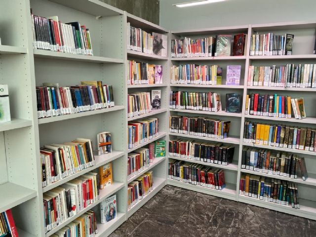 El Ayuntamiento pone en marcha, a través de la Red Municipal de Bibliotecas de Lorca, un nuevo servicio para el público joven adulto de entre 14 y 18 años - 2, Foto 2