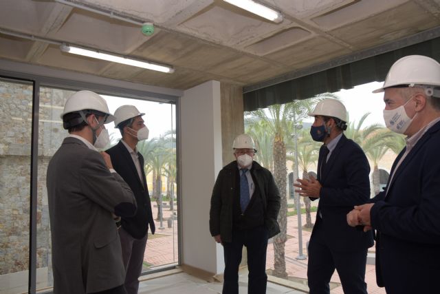El director general de Universidades visita las obras de construcción de nuevos despachos en el CIM - 2, Foto 2