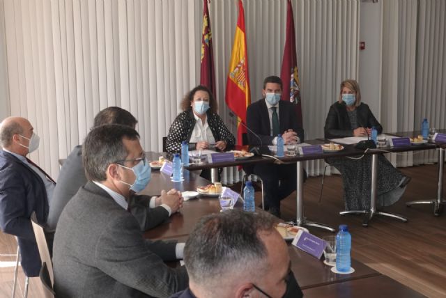 Gobierno regional y Ayuntamiento de Cartagena alinean estrategias con el Club EMAS para avanzar hacia una excelencia empresarial más sostenible - 2, Foto 2