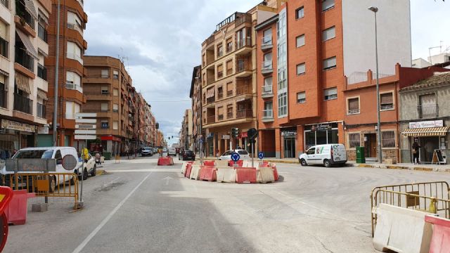 La Policía Local establece normas especiales de circulación en Jerónimo Santa Fe tras la eliminación de la rotonda provisional de la antigua Bascula por el avance de las obras - 1, Foto 1