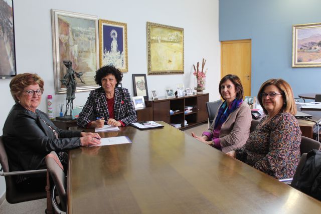 El Ayuntamiento de Puerto Lumbreras renueva el convenio de colaboración con la Asociación Lumbrerense de Enfermos de Alzheimer (ALDEA) - 3, Foto 3