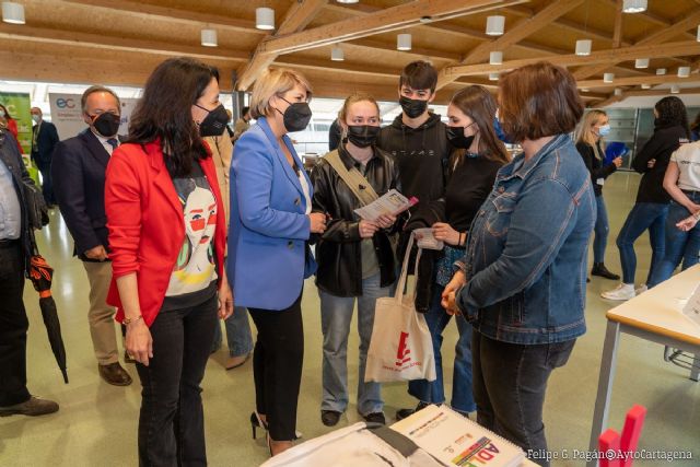 El Foro de Empleo de la UPCT acoge a más de 30 empresas internacionales y tecnológicas para explicar a los jóvenes sus ofertas de empleo - 1, Foto 1