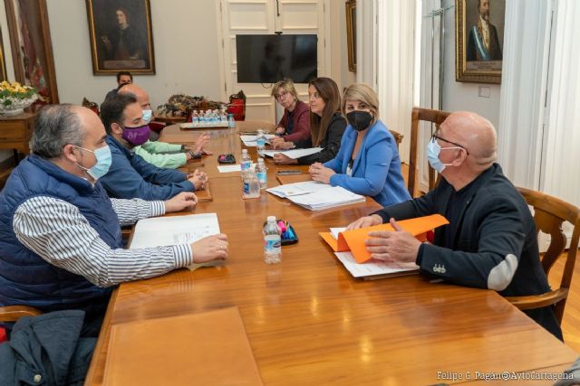 La Junta de Gobierno suspende los objetivos de calidad acústica en la Plaza del Ayuntamiento, Icue y calle Honda durante las Cruces de Mayo - 1, Foto 1