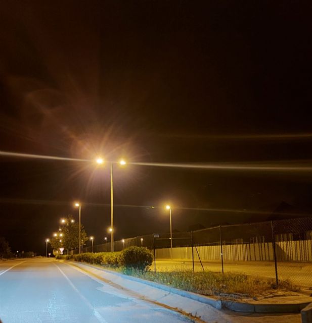 El entorno del colegio El Alba de Roldán ya dispone de alumbrado nocturno - 1, Foto 1
