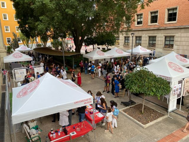 Arranca el proyecto de divulgación de la ciencia ´Noche Mediterránea de las Investigadoras Goes To School´ en el que participa la UMU - 2, Foto 2