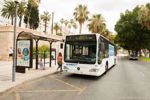 Aumenta la frecuencia de paso de autobuses a Santa Ana y Los Dolores a partir del próximo lunes - 1, Foto 1