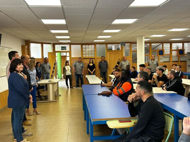 80 alumnos y alumnas inician su andadura en los tres nuevos Programas Mixtos de Empleo y Formación en Molina de Segura - 1, Foto 1