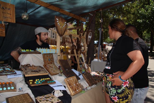 El mercado artesanal y el maratón de bailarines por el Día de la Danza protagonizan la agenda de este fin de semana - 1, Foto 1