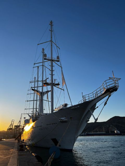 El Puerto de Cartagena recibe este domingo una triple escala de lujo que cierra la mejor semana en turismo de cruceros de abril - 1, Foto 1