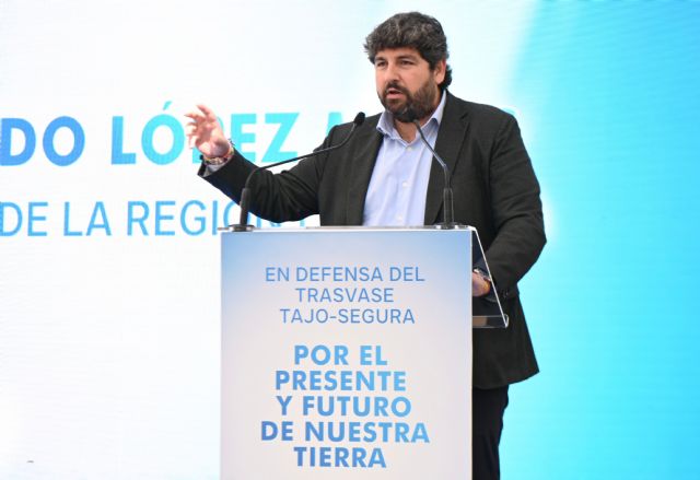 L�pez Miras y P�rez Llorca llaman a crear �un clamor social� en defensa del Tajo-Segura porque �nos estamos jugando nuestro futuro�, Foto 2