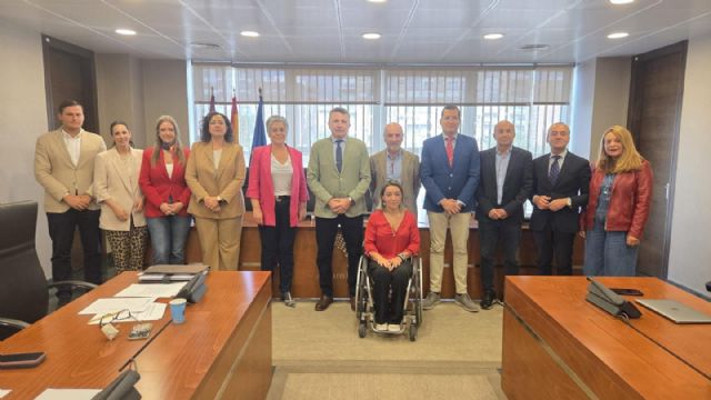 La alcaldesa de Calasparra defiende en la Asamblea Regional una ley de Bienes de Interés Turístico Regional útil y con financiación real para los municipios - 2, Foto 2