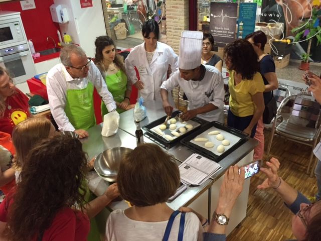 25 celíacos aprenden a cocinar alimentos aptos para su salud gracias al Taller de Gastronomía del Ayuntamiento de Murcia - 3, Foto 3