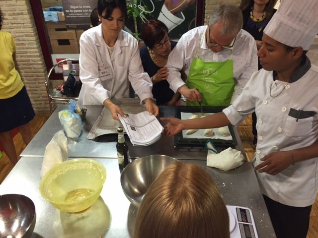 25 celíacos aprenden a cocinar alimentos aptos para su salud gracias al Taller de Gastronomía del Ayuntamiento de Murcia - 4, Foto 4