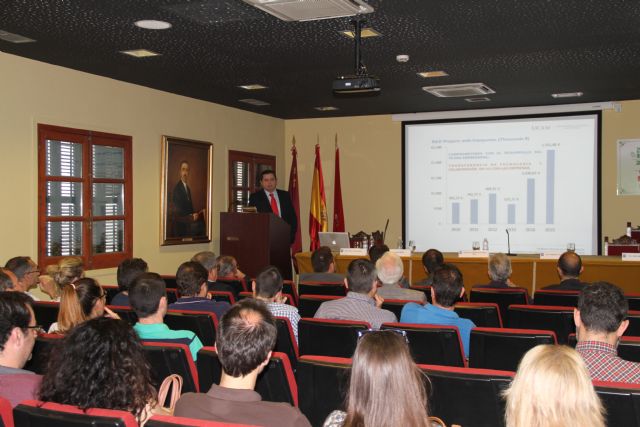 La UCAM ha presentado sus estudios en La Real Academia de Medicina y Cirugía de Murcia - 1, Foto 1