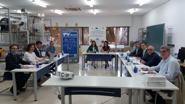 El Centro de Referencia Nacional de Cartagena comienza a trabajar con el Ministerio de Empleo en la formación de los profesionales del sector químico - 1, Foto 1