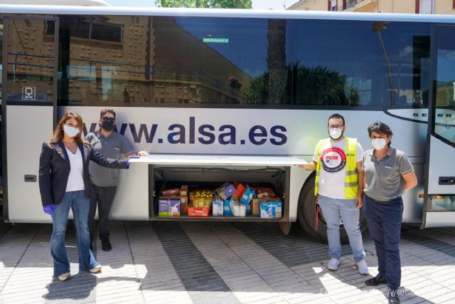 Los empleados de ALSA donan más de 1.000 kilos de alimentos al Operativo de Emergencia Social - 1, Foto 1