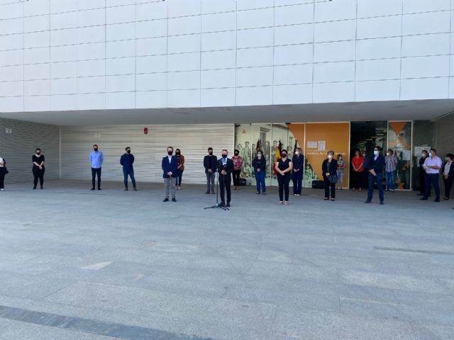 Torre Pacheco guarda un minuto de silencio y se suma al luto oficial - 1, Foto 1