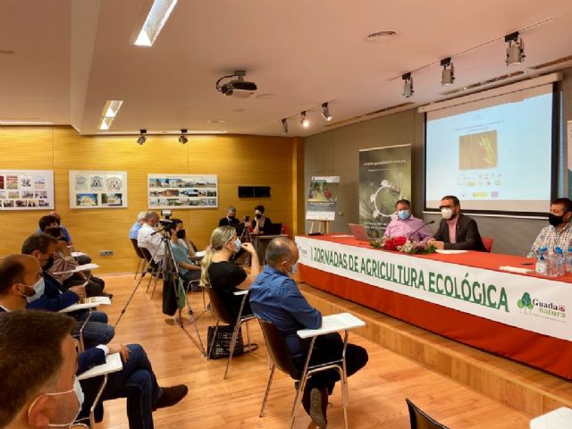El alcalde de Lorca inaugura la I Jornada sobre Agricultura Ecológica organizada por el CIFEA en colaboración con la Cooperativa Guadanatura - 1, Foto 1