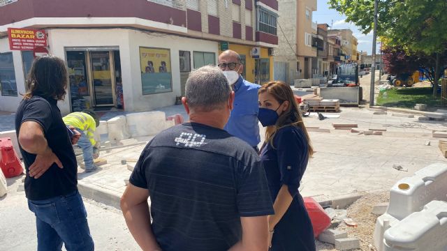 Las obras de adecuación del entorno de la calle Bartolomé Ródenas, a buen ritmo - 1, Foto 1