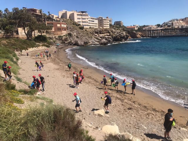 Un centenar de escolares participan en una jornada de sensibilización del programa Mares Circulares - 2, Foto 2