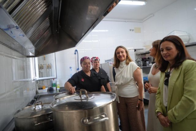 La Comunidad facilita que el comedor social de Hospitalidad Santa Teresa amplíe la atención a más de un centenar de personas vulnerables - 2, Foto 2