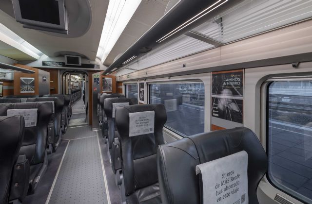 Renfe y la Fundación de los Ferrocarriles Españoles presentan a bordo de un AVE la exposición Caminos de Hierro - 4, Foto 4