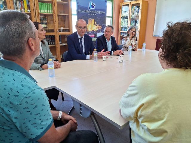 Educación invierte 930.000 euros en obras para mejorar el aislamiento térmico e instalar placas solares en el IES Pedro García Aguilera de Moratalla - 2, Foto 2