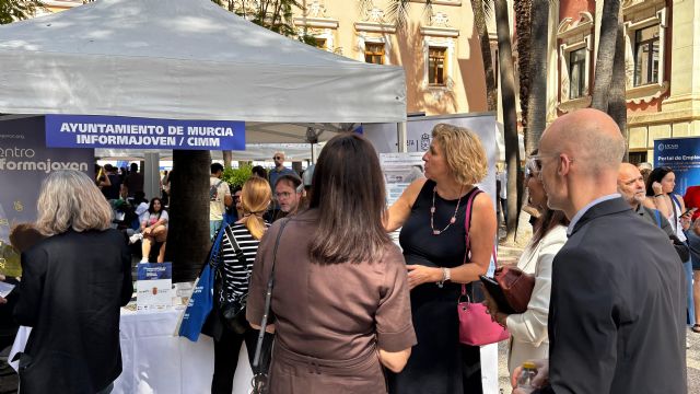 La XII Feria de Empleo Talento Joven reúne a más de cuarenta empresas y acerca oportunidades laborales a los jóvenes del municipio - 4, Foto 4