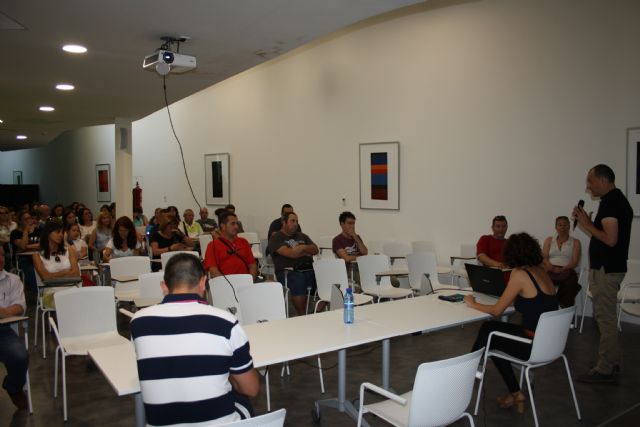 Finalizan las charlas impartidas por el Centro de Promoción Económica - 1, Foto 1