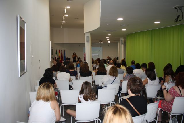 Finalizan las charlas impartidas por el Centro de Promoción Económica - 2, Foto 2