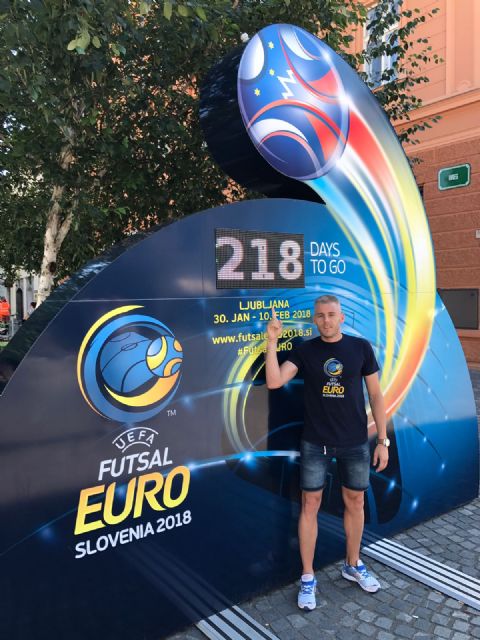 El capitán de ElPozo Murcia FS, Miguelín, ejerce de embajador con UEFA para presentar el Europeo 2018 en Eslovenia - 1, Foto 1