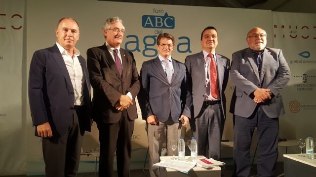 La Comunidad apuesta por el consenso y la solidaridad entre comunidades para que el agua llegue de donde sobra a donde falta - 1, Foto 1