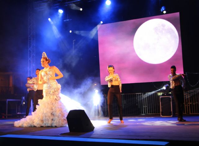 Acompáñame deluxe llenó el Recinto de Fiestas - 2, Foto 2