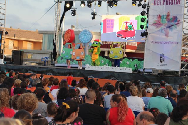 Drilo celebra su 15 cumpleaños con cientos de niños pinatarenses en las fiestas patronales - 1, Foto 1