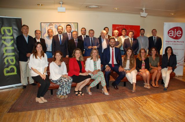 Finalistas del Premio Bankia Joven Empresario - 1, Foto 1