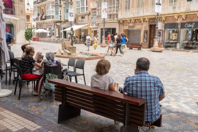 Servicios Sociales identifica y gradúa por nivel de riesgo a las personas vulnerables por la Ola de Calor - 1, Foto 1