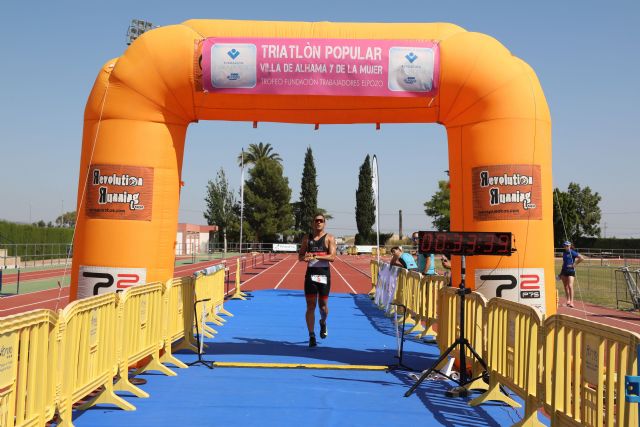 Leonor Fernndez y Guillermo Martnez, Campeones Regionales de Acuatln, Foto 1