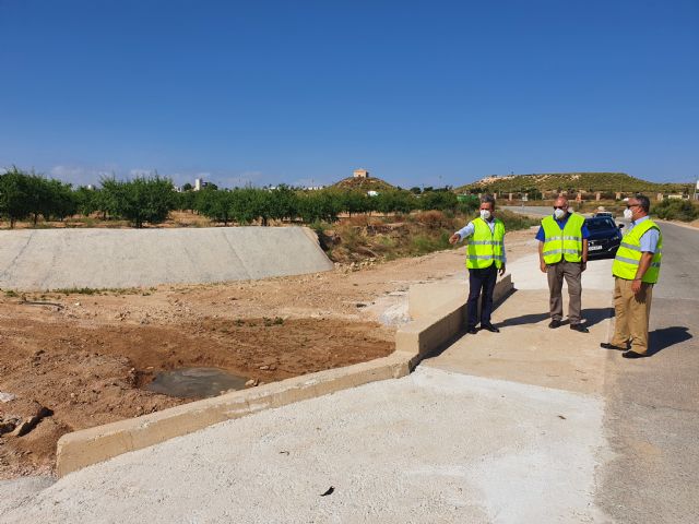 Fomento finaliza la obra de mejora del drenaje de la carretera regional que conecta la pedanía de Sucina con sus urbanizaciones - 1, Foto 1
