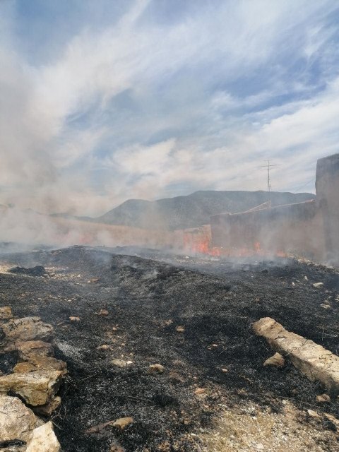 Conato de incendio forestal en el Cerro de La Fuente en Archivel (Caravaca) - 1, Foto 1