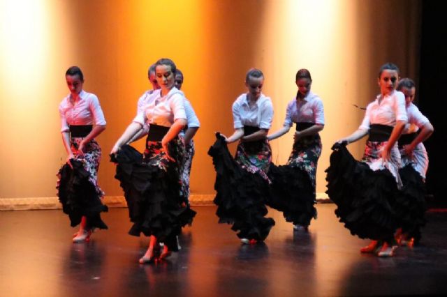 Espectacular actuación de las alumnas de la Escuela Municipal de Torre Pacheco - 3, Foto 3