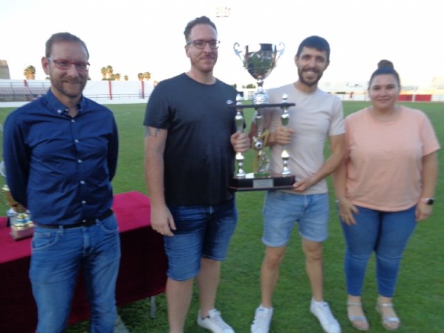 Se entregan los trofeos de la Liga de Fútbol Aficionado 2022/23, coincidiendo con la disputa de la final de la Copa, Foto 6