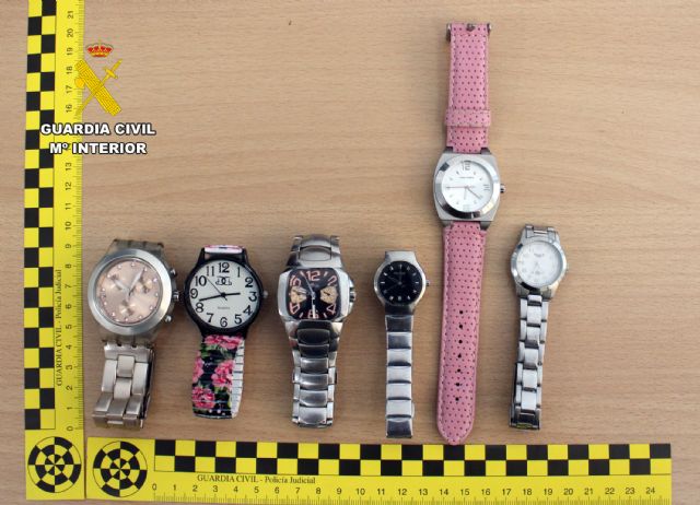 La Guardia Civil detiene a los dos presuntos autores de varios robos en viviendas de Cartagena - 1, Foto 1