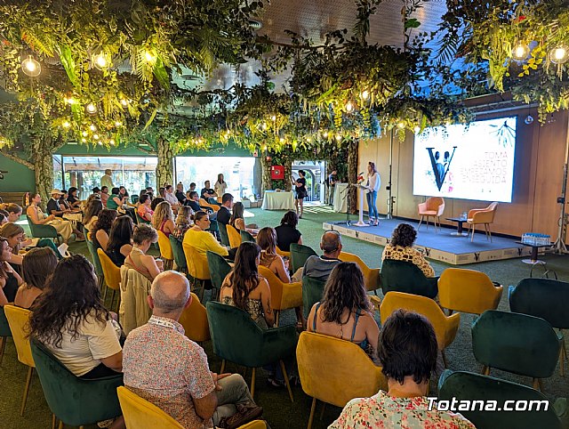 Totana acoge las III Jornadas Formativas sobre el impacto de la violencia y la pornografía en las relaciones de pareja, Foto 1