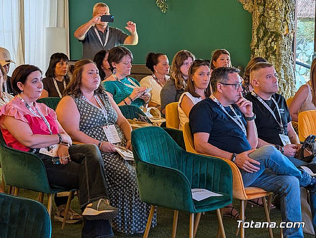 Totana acoge las III Jornadas Formativas sobre el impacto de la violencia y la pornografía en las relaciones de pareja, Foto 8