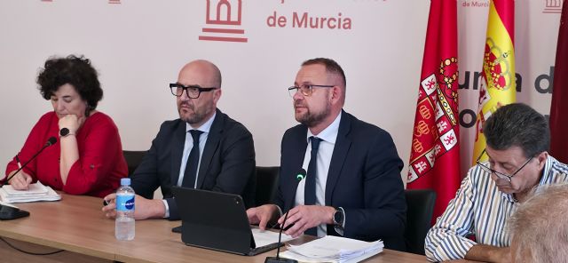 Murcia sella el mayor acuerdo laboral en más de una década para sus empleados públicos - 2, Foto 2