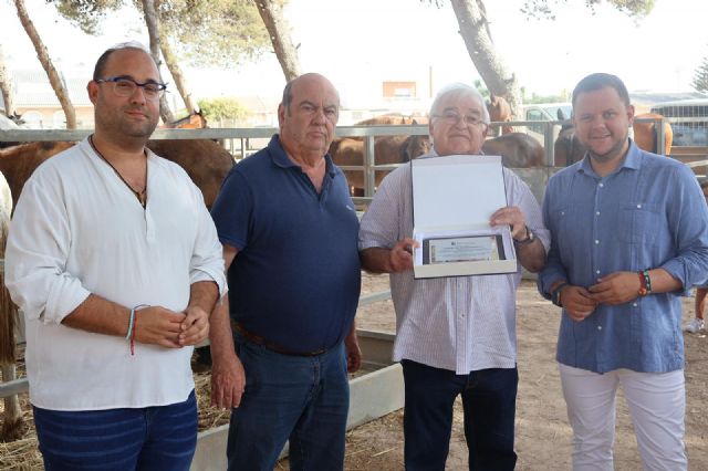Ganaderos y amantes del mundo ecuestre se dan cita en la Feria del Ganado y el Encuentro de Carruajes de San Pedro del Pinatar - 3, Foto 3