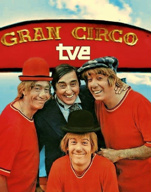 El cuarteto más icónico de la televisión española: Fofó (izq.) junto a sus hermanos Gaby y Miliki, y su hijo Fofito (abajo). (Imagen con fines ilustrativos / Archivo histórico de Televisión Española), Foto 4