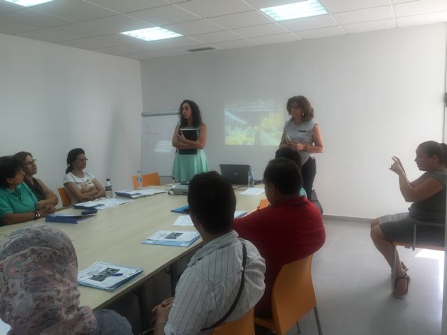 22 personas se forman en Manipulador de Frutas y Hortalizas - 1, Foto 1